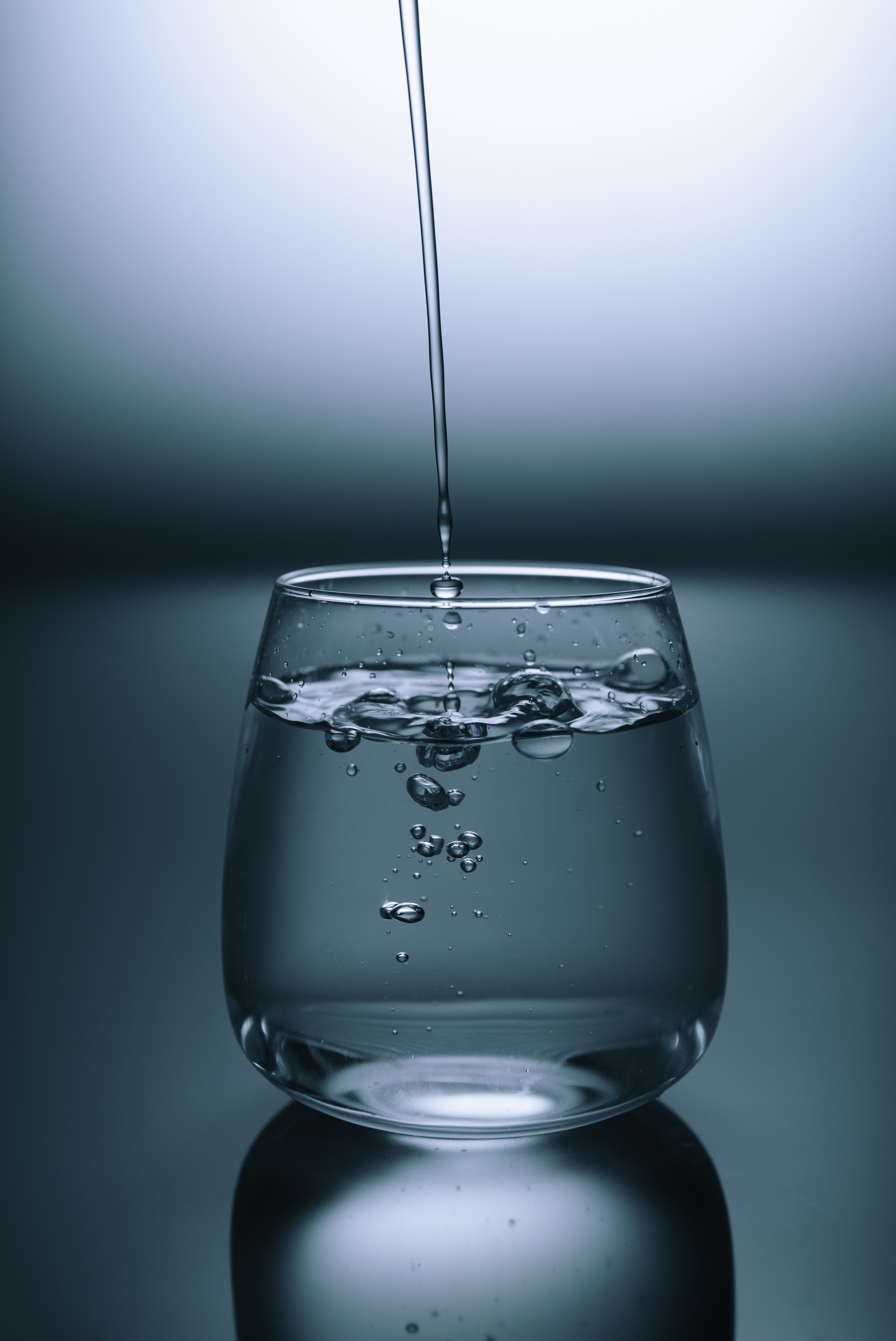 pohár vody 